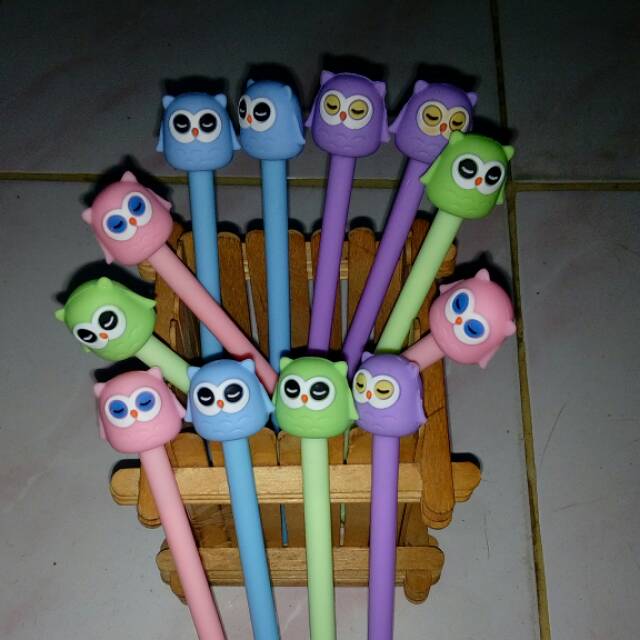 

Pen karakter owl