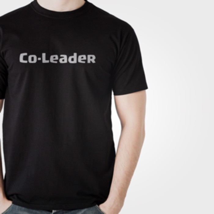 KAOS T SHIRT GAME COC CO LEADER