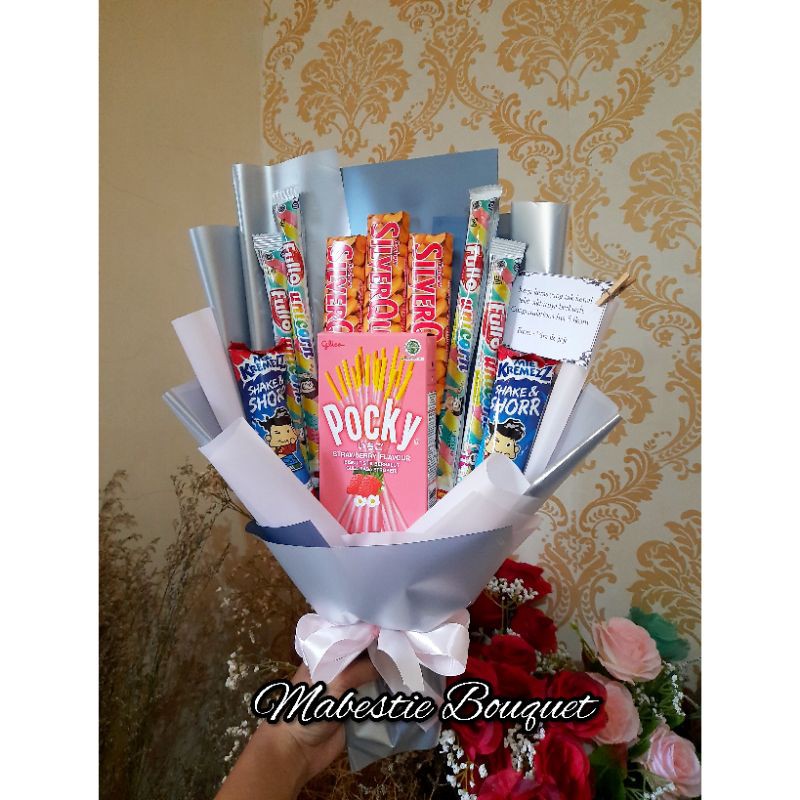 Bouquet Ulang Tahun Wisuda Graduation Hadiah Hari Ibu Shopee Indonesia