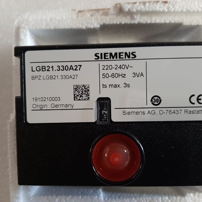 LGB 21 330A27 Siemens Burner Controller LGB21..