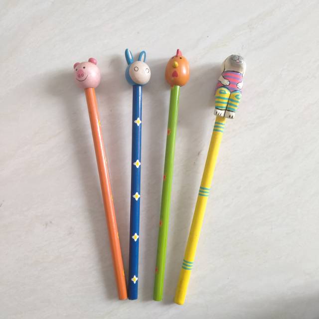 

Pensil Kayu Karakter
