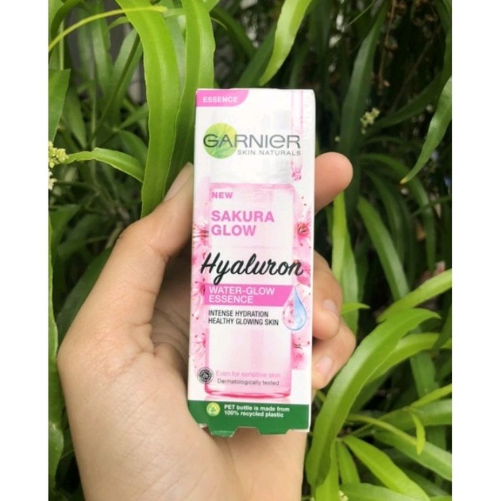 [PROMO] Garnier Sakura Glow Hyaluron Water-Glow Essence Skin Care - 30 ml