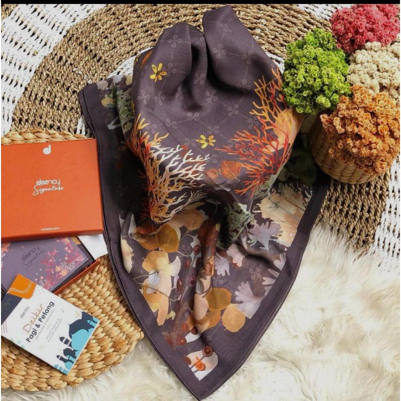 deenay gracilaria graphite