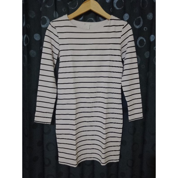 H*M ORIGINAL/h*m blouse/kaos panjang wanita/kaos panjang h*m/preloved/atasan wanita/atasan cewek