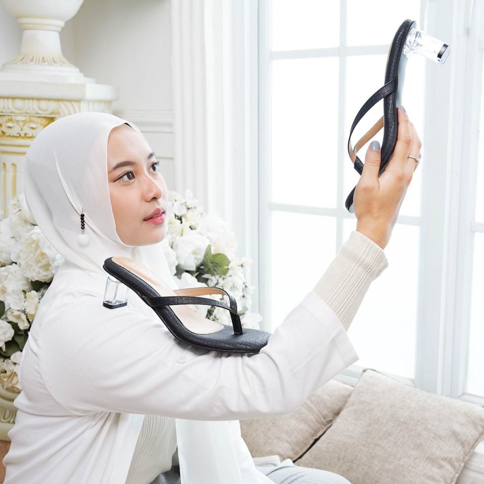 Patris Lea Sandal Wanita Heels / Hak Kaca 5 Cm A0T4