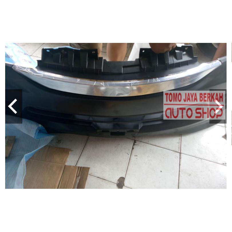 Moulding List Chrome Depan Bumper Daihatsu Luxio 2015 ori