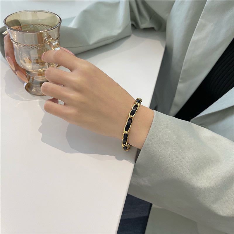 COD❤️Gelang Tangan Rantai Emas Wanita Desain Salib Retro Fashion Korea