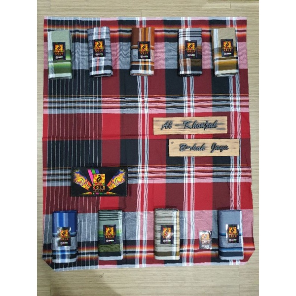 sarung mangga gold motif dilan