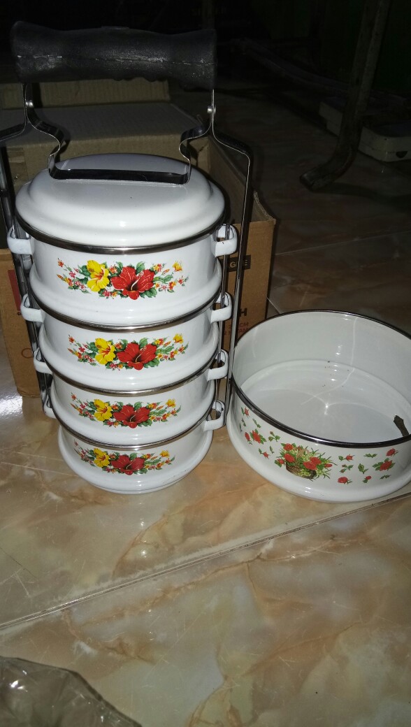 Rantang Enamel Seng Kaleng Jadul 12/4 Putih / Lunch Box Tempat Wadah Makan Enamel 4 Susun Putih