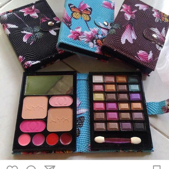 EYESHADOW DOMPET NYX CASE BUNGA 26 COLOUR BAHAN KULIT MOTIF