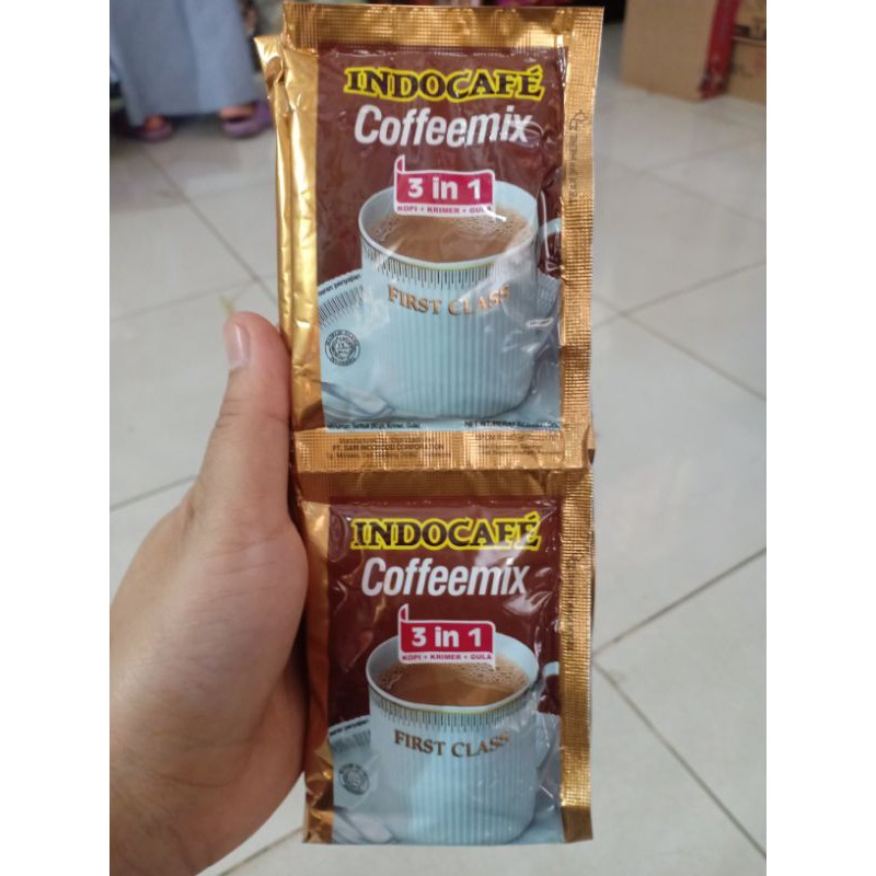 

Indocafe coffeemix kopi isi 10 bungkus x 20gr