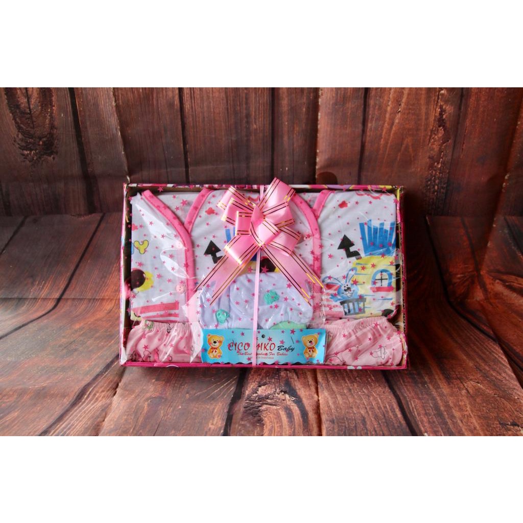 Paket kado bayi baru lahir / Hampers Bayi / kado lahiran / parcel bayi / kado bayi lucu/ jenguk bayi / Zafka Store
