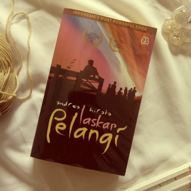 NOVEL PRELOVED LASKAR PELANGI ANDREA HIRATA