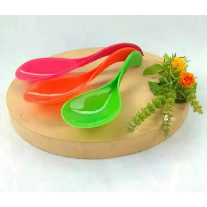 Centong Plastik Pelangi / Centong Nasi, Es, Sayur / Centong Pelangi / Spatula Plastik Pelangi