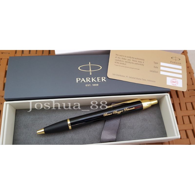 

Pulpen Parker IM Original Black klip gold Bisa Ukir Nama Logo Perusahaan Sendiri