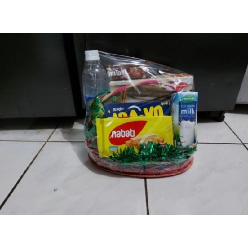 

Parcel Lebaran 2021 / Hantaran Aneka Snack