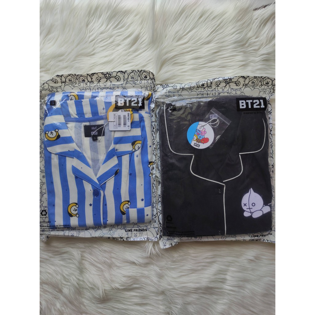 [READY STOCK] OFFICIAL PIYAMA HUNT BT21