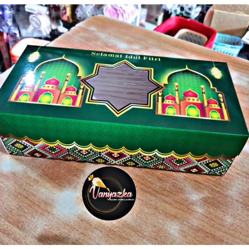 

Dus/Box/Kotak Hampers Lebaran Idul Fitri 12x25x4cm