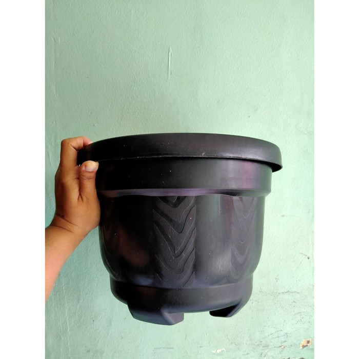 Pot Bunga Hitam Plastik Kuping Diameter 30cm Limited