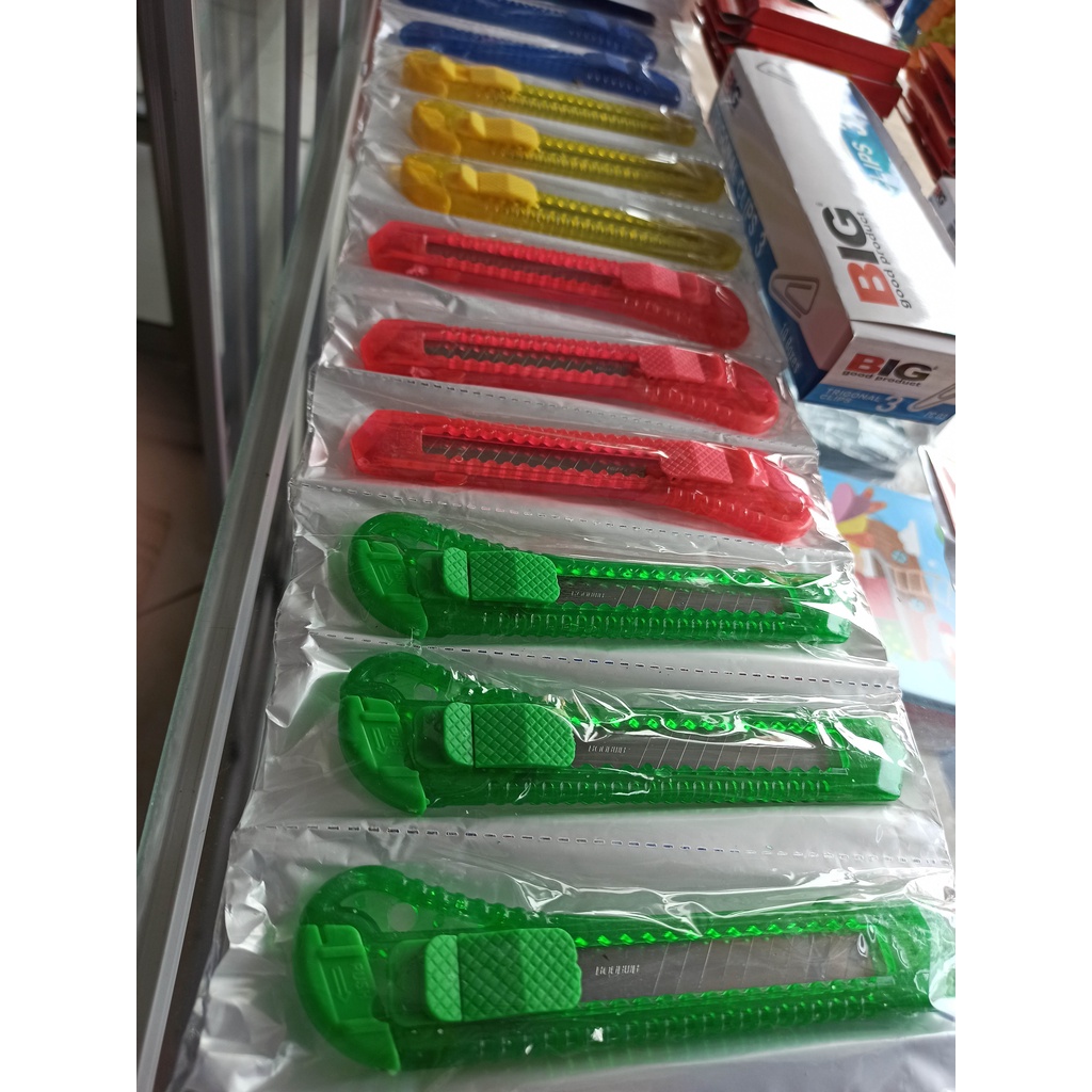 

Cutter/Pemotong ringan