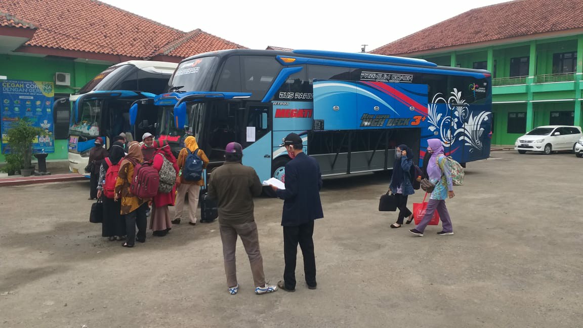 Batik Couple Keluarga Sania Ruffle Ori Ndoro Jowi Dnt Seno Merah