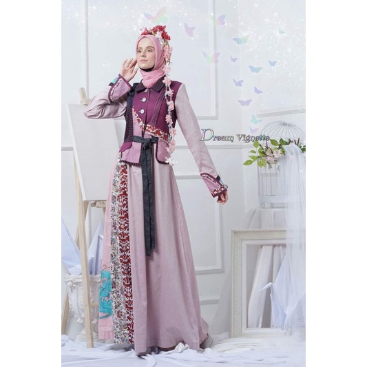 Tuneeca vignette soft pink signature Size L Pl 1x pakai