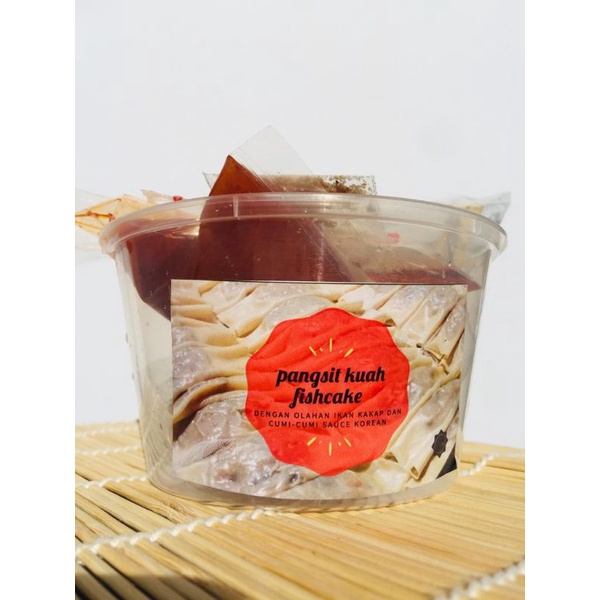 

pangsit kuah dengan sauce korean isi 5