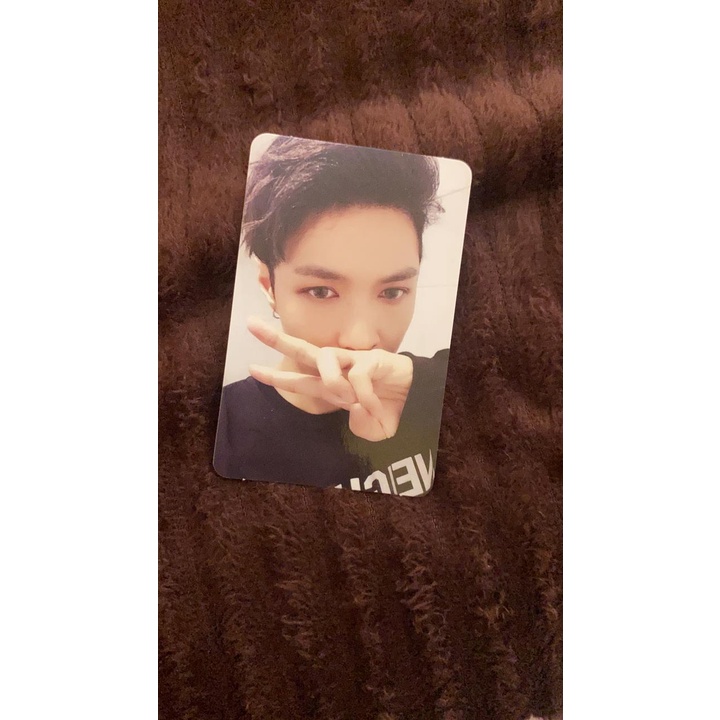 EXO LAY PHOTOCARD