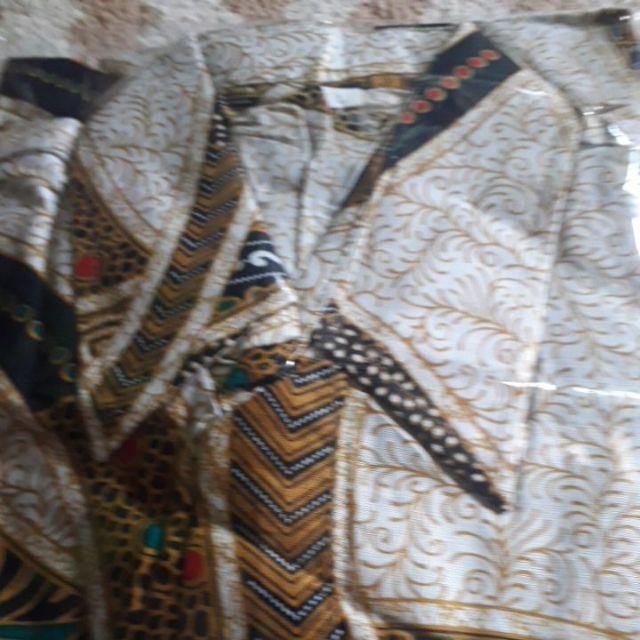 Kemeja Batik / Fashion Pria/ Atasan Lelaki / Seragam Kantor / Nikahan / Hajatan/ Kasual / Formal