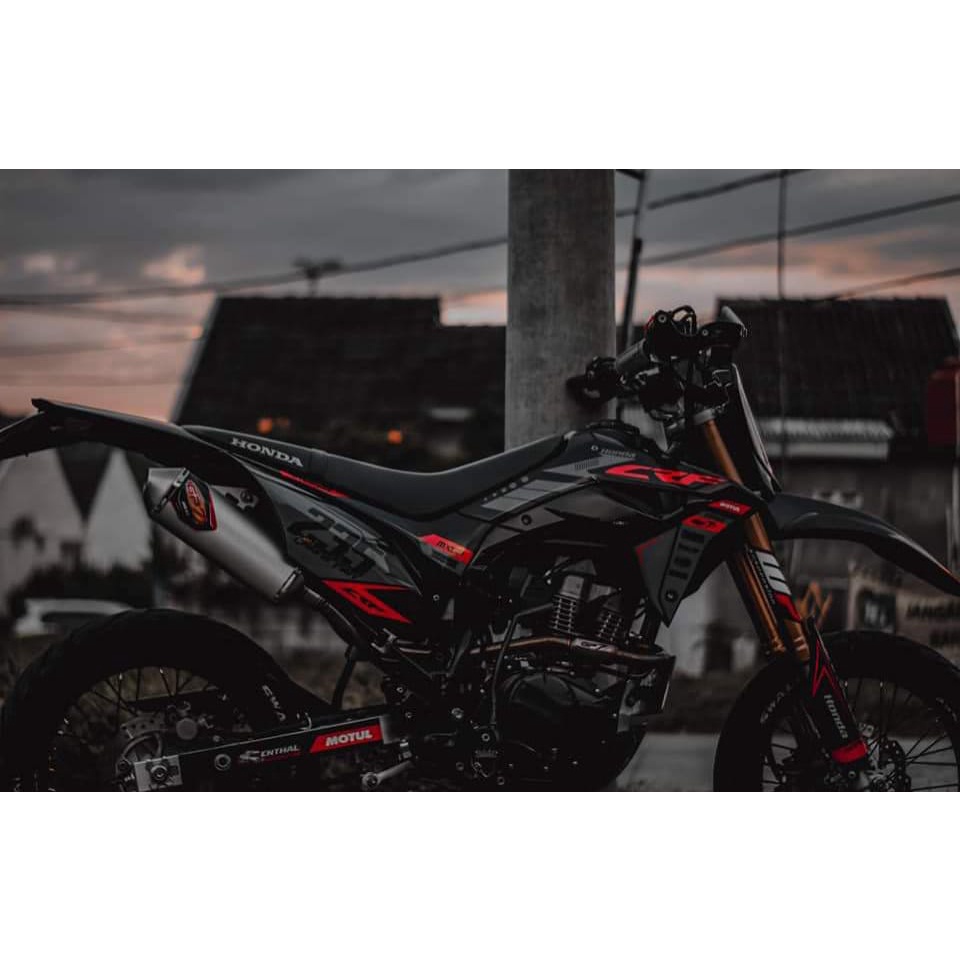 decal crf 150l hitam merah