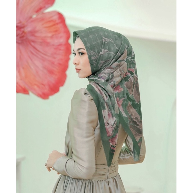 READY THE XANADU SERIES EMERALD / DARKGREEN BUTTONSCARVES JILBAB SEGIEMPAT