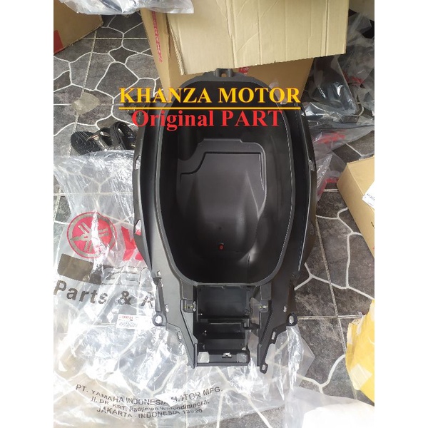 BOX BAGASI NMAX OLD 2015-2019 ORIGINAL YAMAHA