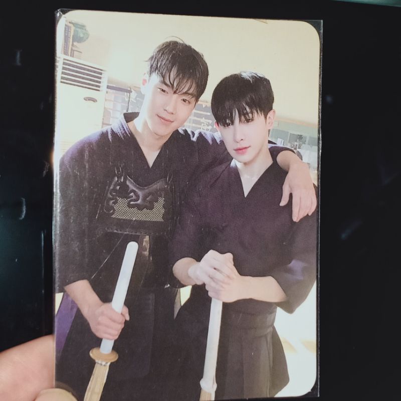 Photocard official monsta x kendo unit shownu wonho