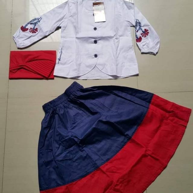 Setelan d boho dannis size 4(259.000)