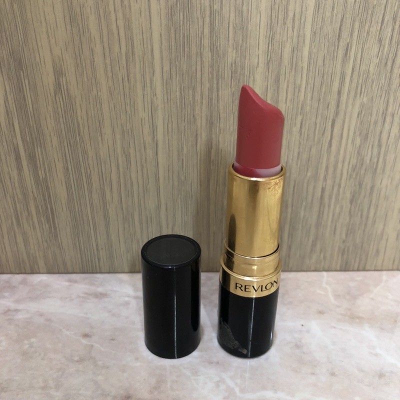 REVLON LIPSTICK