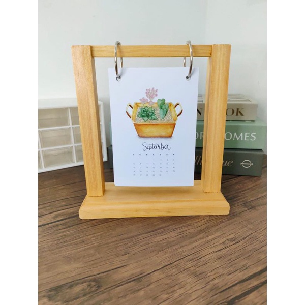 Kalender Meja Aesthetic 2022 dengan Frame Kayu ukuran A6