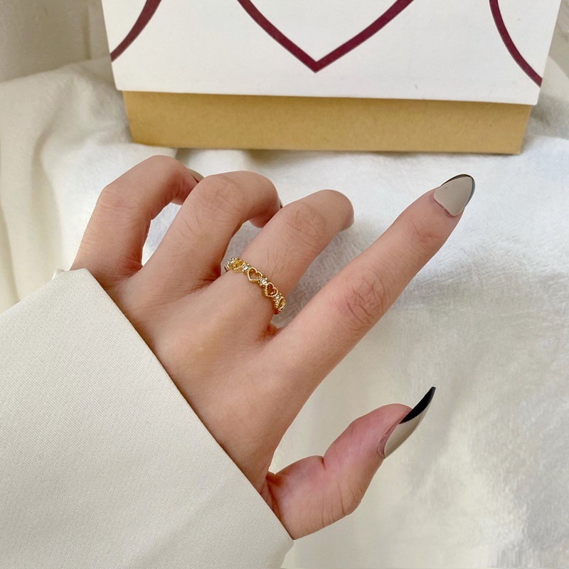 Cincin Bentuk Hati Aksen Berlian Untuk Wanita