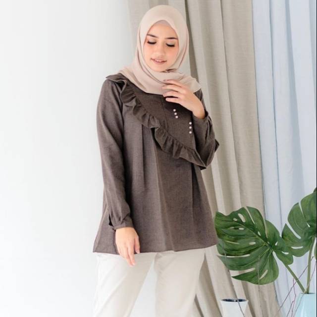 CLAIRE BLOUSE BROWN M By Wearing klamby
