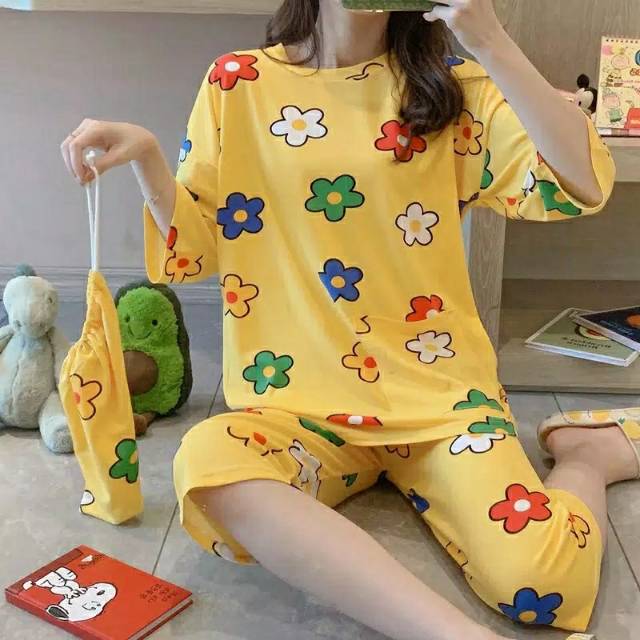 Set rose - setelan baju kaos wanita santai