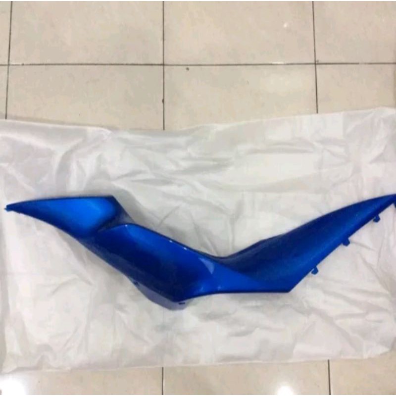 COVER BODY BELAKANG KIRI GSX 150 R S ORIGINAL SGP BIRU
