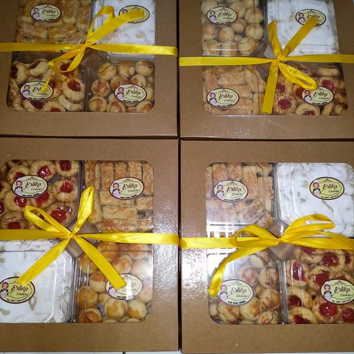 

PUTRI SALJU, NASTAR, KASTANGEL, THUMBPRINT STRAWBERRY (PAKET HEMAT ISI 4) ERLIKA COOKIES