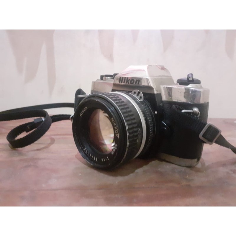 Preloved Kamera Analog Camera Analogue Nikon FM 10