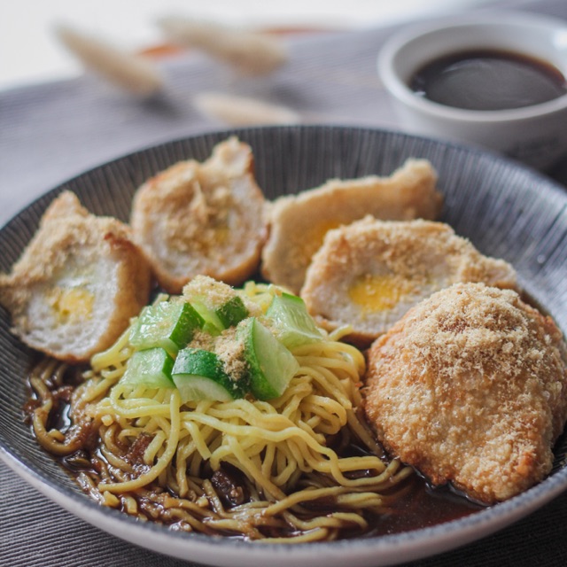 

Pempek kapal selam