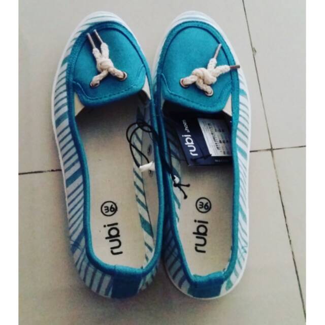 Sepatu Rubi Cotton On
