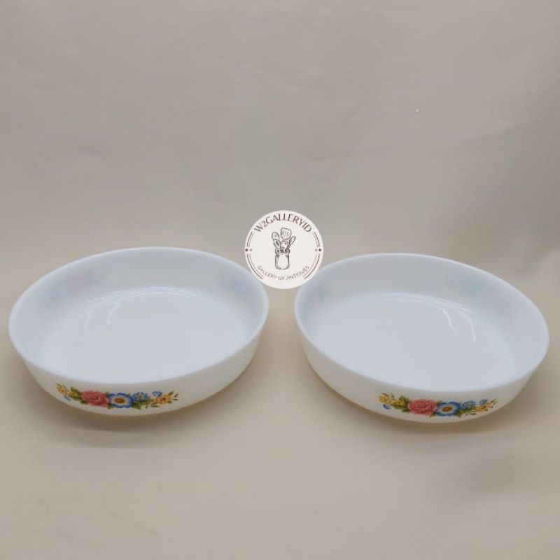 Pyrex Casserole Bowls set of 2/mangkok saji pyrex/mangkok pyrex England