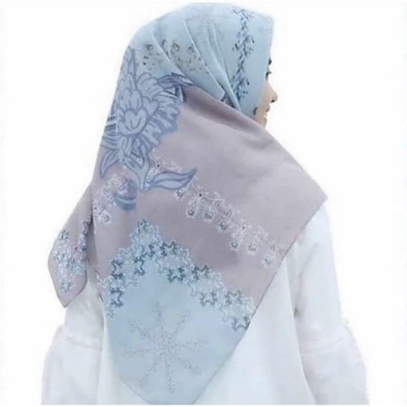 Ria Miranda Dawa Pink