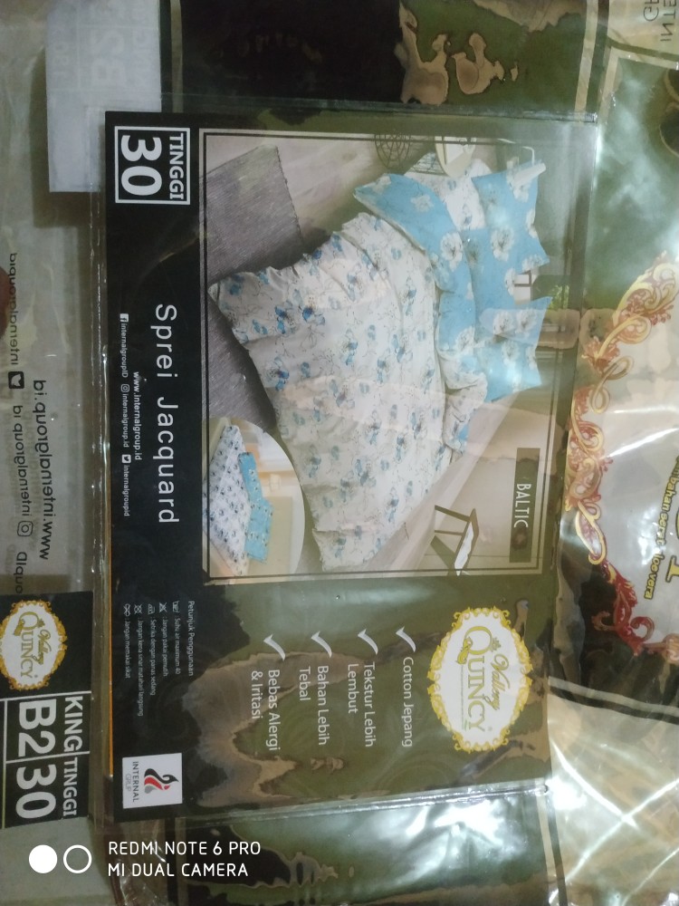 Bedcover Premium Tinggi 30 Cm Vallery Quincy Uk. King (180x200)cm Motif Bertema Biru Dan Laut