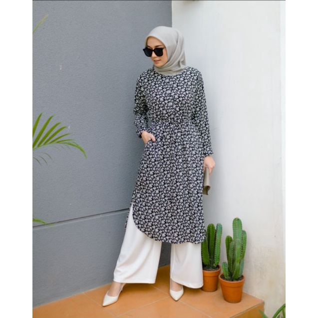 Hula tunik wuri diana restu