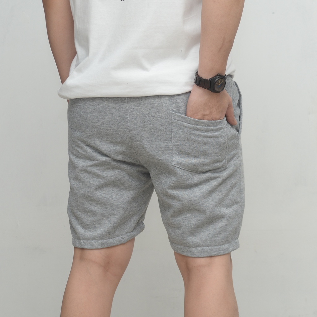 Wengkie.id / Boardshort / celana pendek pria / celana pendek wanita / celana casual / celana pendek murah / Warna Abu Muda - Misty