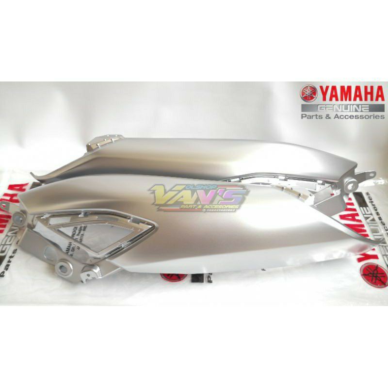 BODY BELAKANG KANAN KIRI NEW NMAX 2021 SILVER ORIGINAL YAMAHA YGP